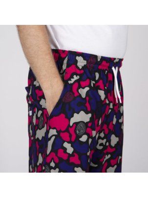 Krótkie spodnie szorty Mass Denim Classics Sweatshorts purple camo