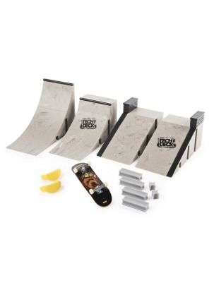 Tech Deck Fingerboard Starter Kit Ramp Set and Board Tech Deck